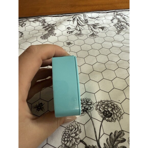 Vintage Tupperware Label Dispenser with Freezer Label Stickers Blue 1446-3 Aqua - Picture 7 of 8